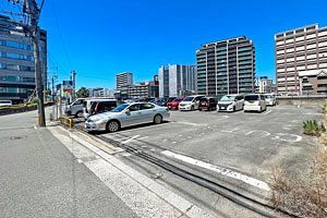 【福岡】サムティが東比恵駅4分の駐車場取得