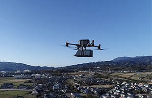 ドローンが社会を変える　空の道整備で業界活性化へ（前）