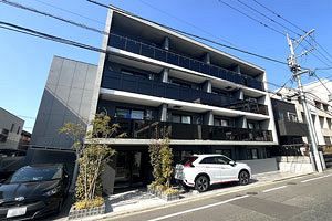 セゾンリアルティ、高宮駅4分の賃貸マンションを売却