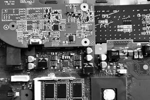 半導体メモリに過度に依存する韓国（前）