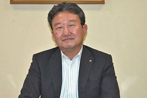 市長には政策・議題ごとに是々非々で臨む