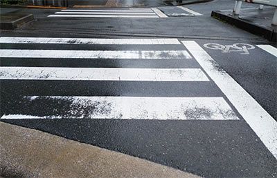 「信号機のない横断歩道」での車の停止率、福岡県は33.6％