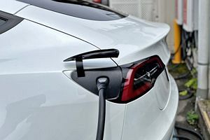 車載電池市場で存在感を強める「リン酸鉄バッテリー」（後）